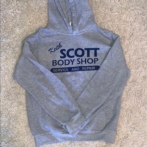 One Tree Hill, Keith Scott Body Shop Hoodie